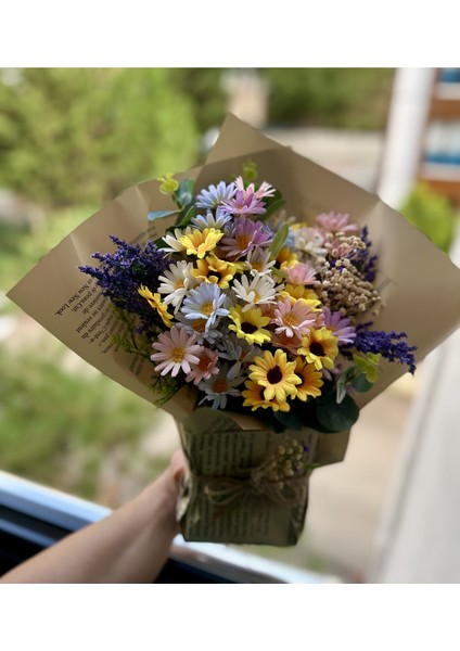 Sevgiliye, Kız Arkadaşa Özel Hediye Buketi Yapay Bahar Çicekleri Serisi Kır Buketi modelleri