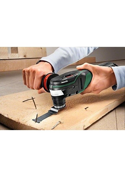 Pmf 350 Ces Çok Fonksiyonlu El Aleti, Testere Bıçağı, Zımpara Kağıdı & Tabanı, 350W, Brüt Ağırlık: 3,21 Kg, 15.000 - 20.000 Dev/dak, Çantalı, Yeşil modelleri