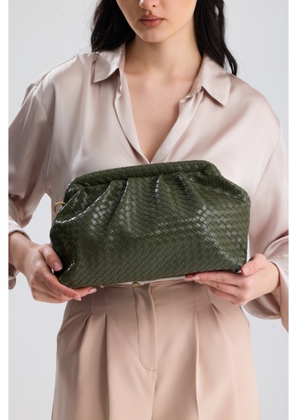 Liora Haki Örgü Detaylı Portföy Kadın Omuz, Kol ve El Çantası fırsatları