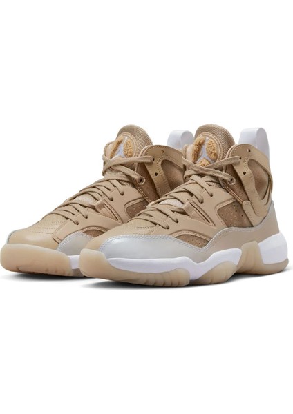 Jordan Jumpman Two Trey modelleri