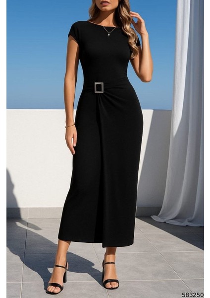 Kadın Sandy Kumaş Metal Toka Detaylı Midi Boy Elbise