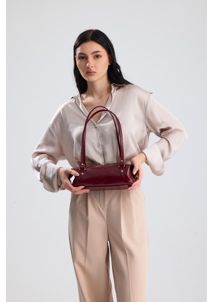 Olivra Bordo Toka Detaylı Mini Kadın Omuz, Kol ve El Çantası