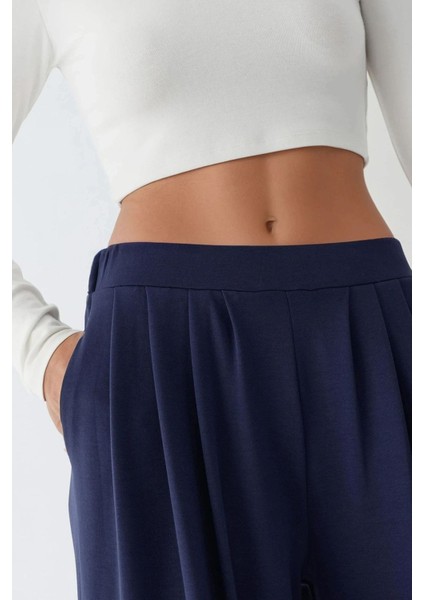 Kadın Modal Touch Pile Detaylı Geniş Paça Pantolon Lacivert fırsatları