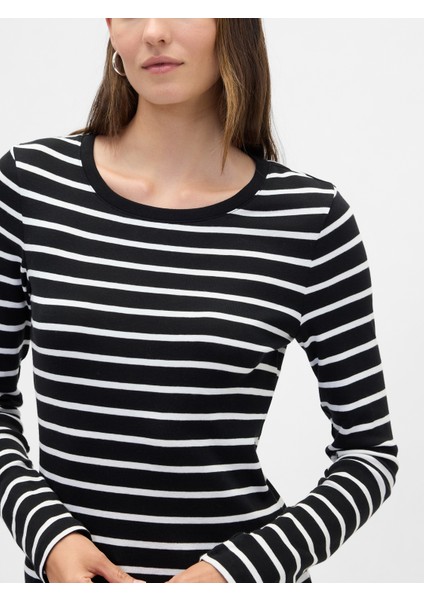 Kadın Siyah Modern Stripe Crewneck T-Shirt modelleri