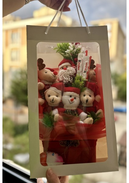 Yılbaşı Temalı Peluş Ayıcıklı Hediye Buketi Kinder Li Sevgiliye ,arkadaşa,aileye Hediyelik indirimleri
