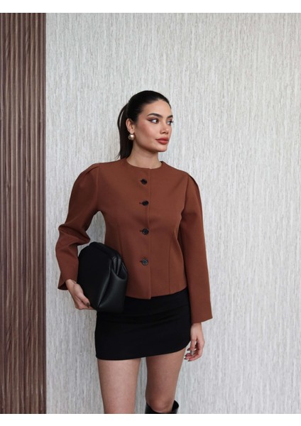 Omuz Pensli Düğmeli Ceket fırsatları