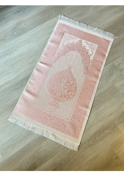 Desenli Saçaklı Hediyelik Bohçalık Tafta Osmanlı Seccade