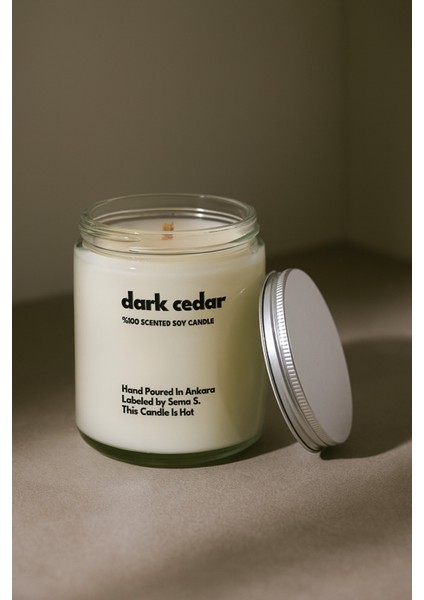 : Dark Cedar : Cam Kavanozda Kokulu %100 Soya Mum (Sedir Ağacı, Sandal Ağacı, Tonka, Vetiver)