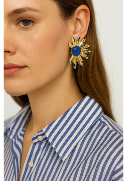 Gold Detaylı Yarım Mızrak Küpe