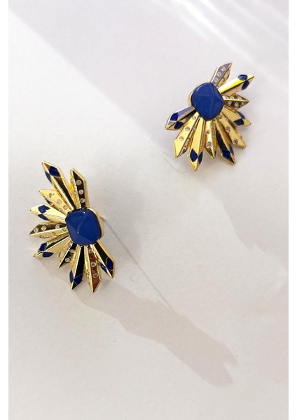 Gold Detaylı Yarım Mızrak Küpe indirimleri