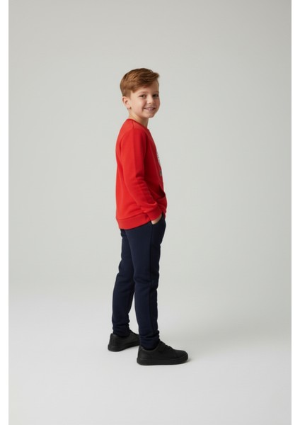 Kırmızı Sweatshirt ve Lacivert Eşofman Altı Çocuk Takımı modelleri