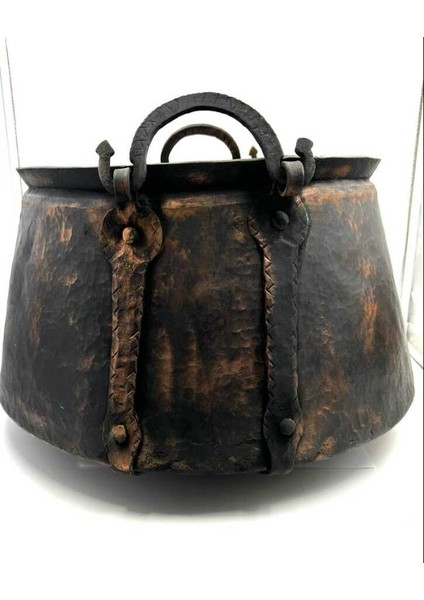 Eski Dönem Dövme Elyapımı Bakır Kazan modelleri