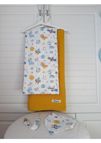 Astronot Dinazor Desenli Müslin Battaniye Seti