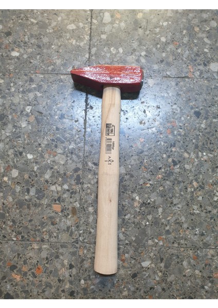 Çekiç 1000GR.