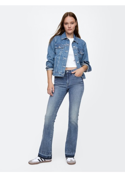 Kadın Açık Mavi Mid Rise Universal Baby Boot Jean Pantolon