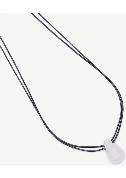 Metal Uç Detaylı Uzun Kolye fiyatları