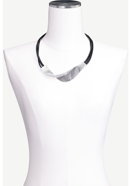 Metal Uç Detaylı Kolye modelleri