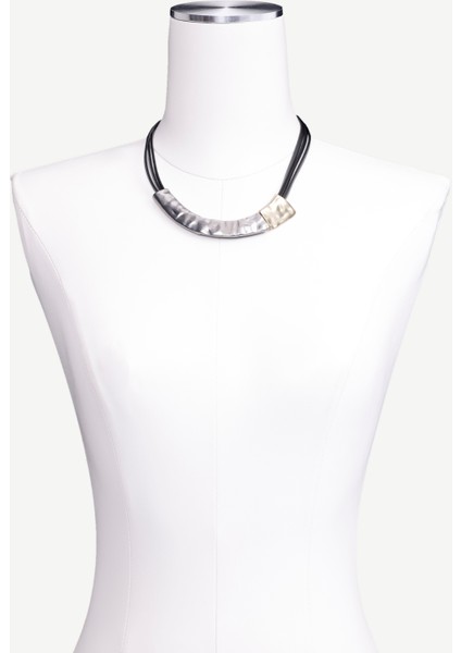 Metal Aksesuarlı Kolye modelleri