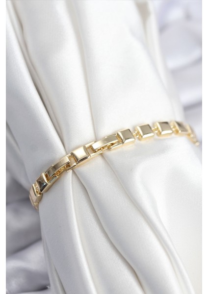 Pirinç Vıp Seri Gold Renk Zirkon Taşlı Model Kadın Bileklik - Lisinya fiyatları