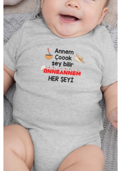 Organik %100 Pamuk Annem Çok Şey Bilir Anneannem Her Şeyi Bebek Body Kısa Kollu Badi Zıbın 5236-G