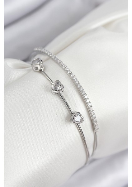 Pirinç Zirkon Taşlı Kalp Model Gümüş Renk Kadın Bileklik - Lisinya