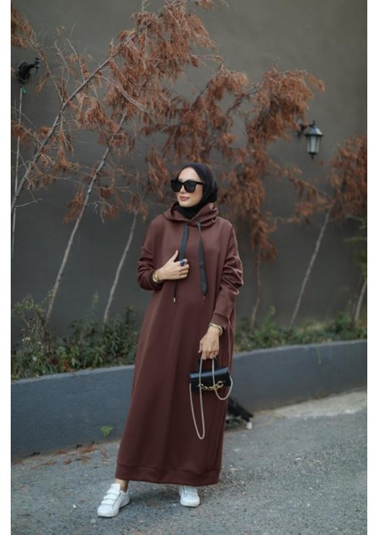Tesettür Kapüşonlu Scuba Elbise Kahverengi