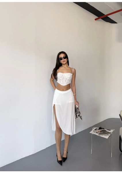 Çepli Şortlu Yırtmaçlı etek - Beyaz