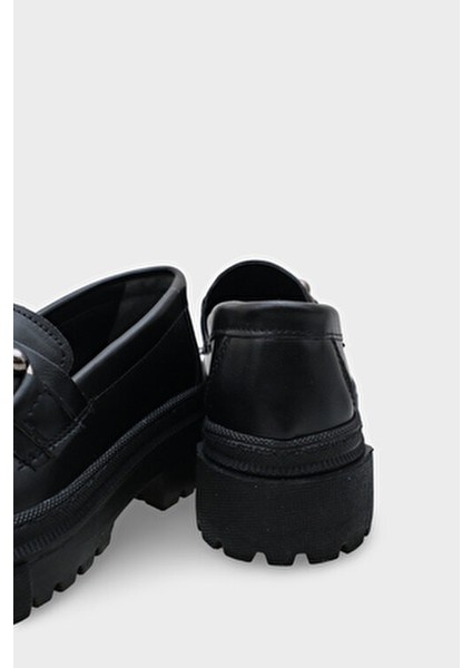Kadın Günlük Loafer Suni Deri Oval Burunlu Metal Tokalı 6 cm