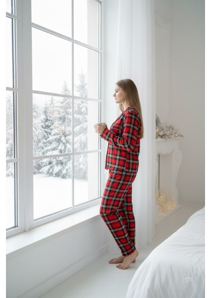 Kadın Büyük Beden Gömlek Yaka Önden Düğmeli Mevsimlik Ince Süet Uzun Kol Göğüs Cepli Pijama Takımı modelleri