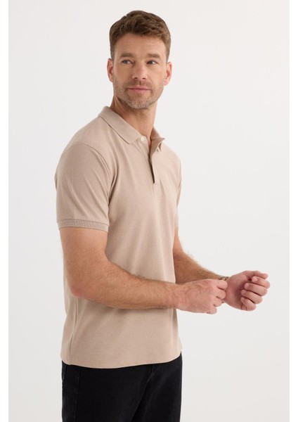 Erkek Slim Fit Dar Kesim Pamuklu Yumuşak Dokulu Serin Tutan Kumaş Düz Pike Bej Polo Yaka Tişört indirimleri