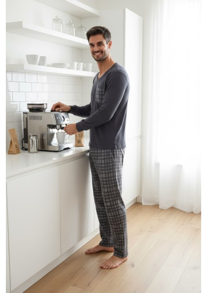 Erkek V Yaka Düğmesiz Göğüs Cepli Yumuşak Termal Bilek Manşetli Kışlık Uzun Kol Cepli Pijama Takımı fırsatları