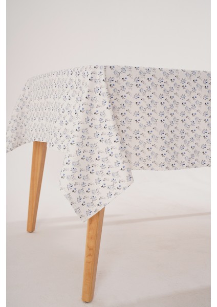 Çiçek Desenli Masa Örtüsü modelleri