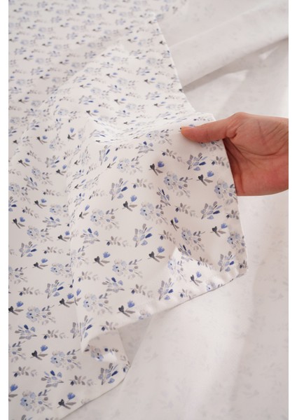 Çiçek Desenli Masa Örtüsü fırsatları