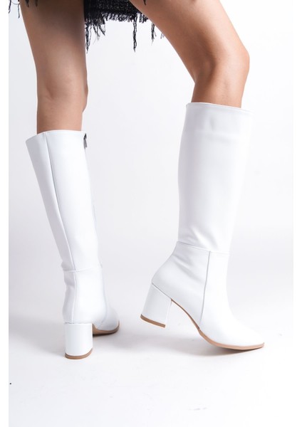 Kadın Beyaz Yüksek Topuklu Uzun Çizme Kahverengi Tabanlı Suni Deri Konforlu Kullanım modelleri