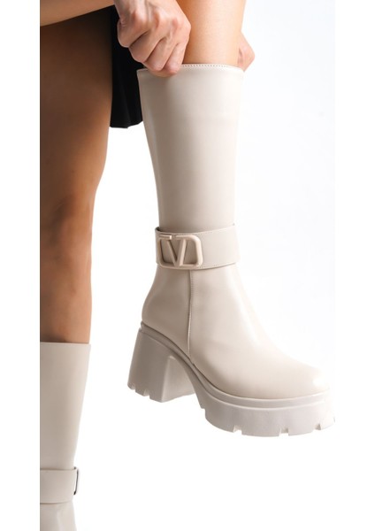 Yandan Fermuarlı V Logo Detaylı Yüksek Rahat Topuklu Kadın Krem Kısa Çizme modelleri