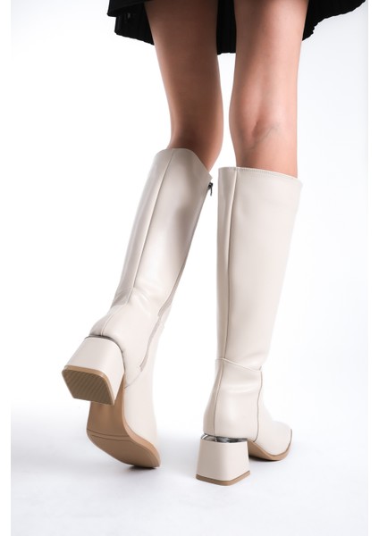 Kadın Diz Altı Krem Topuklu Parlak Detaylı Fermuarlı Deri Görünümlü Uzun Çizme fırsatları