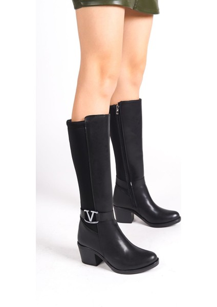 Siyah Deri Görünümlü Arkası Streç Esnek Kalın Orta Yüksek Topuklu V Metal Detay Fermuarlı Uzun Çizme fırsatları