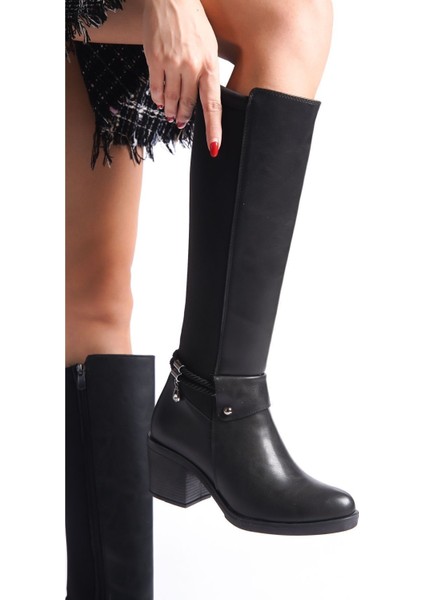 Siyah Deri Görünümlü Arkası Streç Esnek Kalın Orta Yüksek Topuklu Toka Detaylı Fermuarlı Uzun Çizme fiyatları