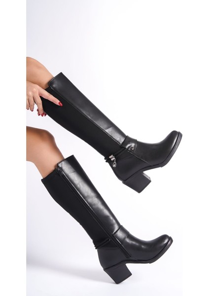 Siyah Deri Görünümlü Arkası Streç Esnek Kalın Orta Yüksek Topuklu Toka Detaylı Fermuarlı Uzun Çizme fırsatları