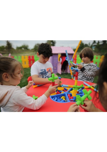 Tekerlekli Boru LEGO 72 Parça fırsatları