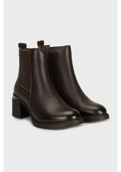 Lastik Detaylı Deri Bot Bayan Bot 25K215R2281 modelleri