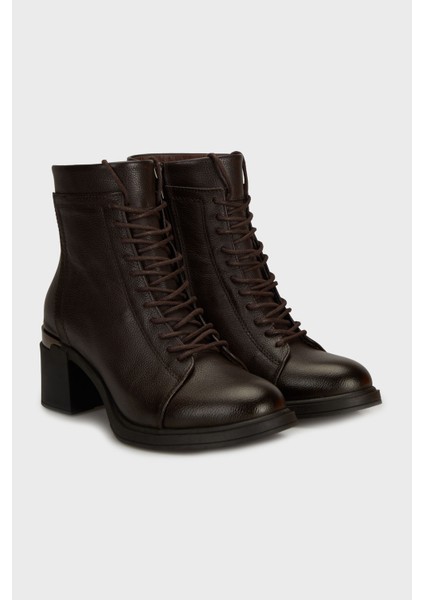 Bağcık Detaylı Deri Bot Bayan Bot 25K215R1234 modelleri