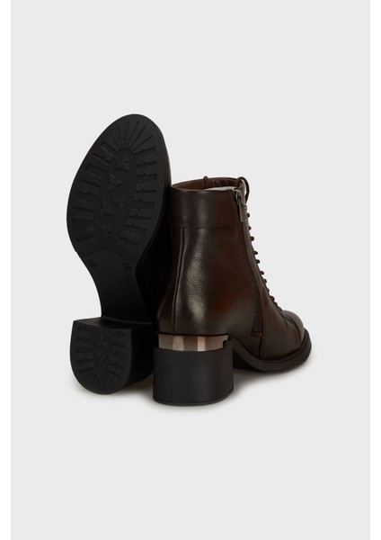 Bağcık Detaylı Deri Bot Bayan Bot 25K215R1234 fırsatları