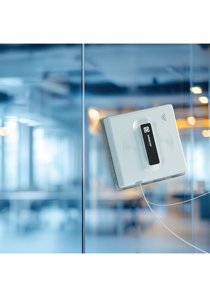 PSH23 Akıllı Cam Silme Robotu Ultrasonik Su Püskürtmeli Uzaktan Kumandalı APP Uygulama Kontrollü modelleri