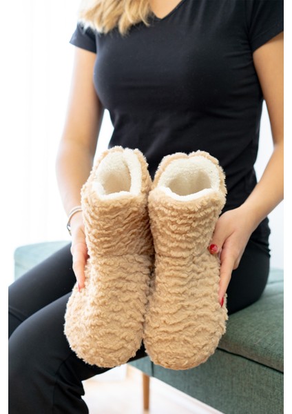 Sessiz Taban Kadın Şık Günlük Çeyiz Terlik Kapalı Ev Botu