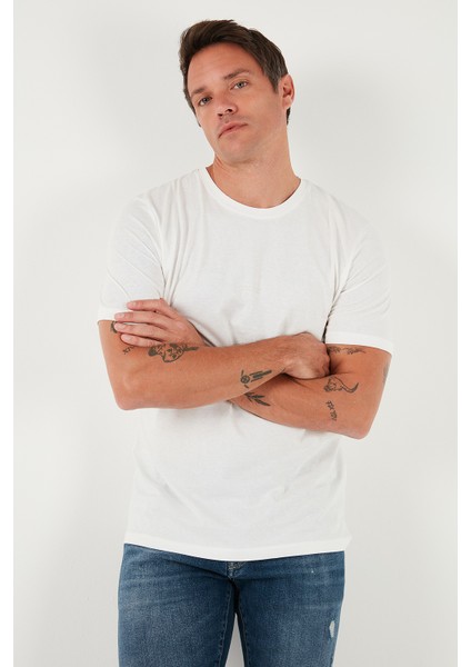 Yazı Detaylı Pamuklu Regular Fit Bisiklet Yaka T Shirt Erkek T Shirt 59020203 fiyatları