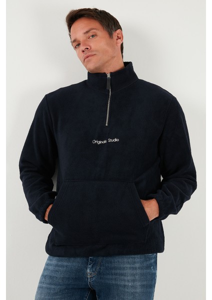 Regular Fit Yarım Fermuarlı Dik Yaka Yumuşak Dokulu Sweat Erkek Sweat 59060661 fırsatları