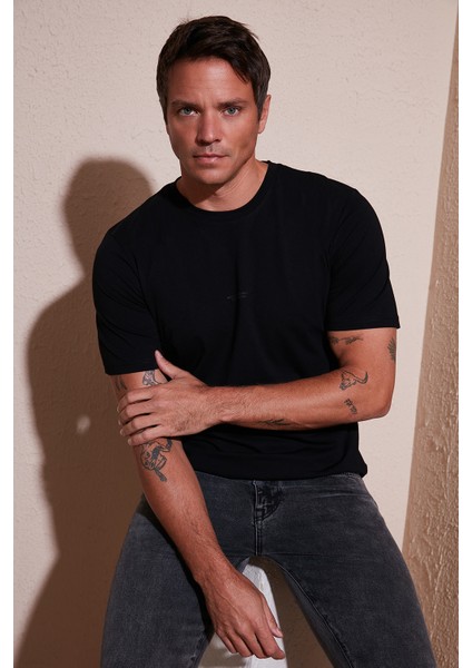 Yazı Detaylı Pamuklu Regular Fit Bisiklet Yaka T Shirt Erkek T Shirt 59020203