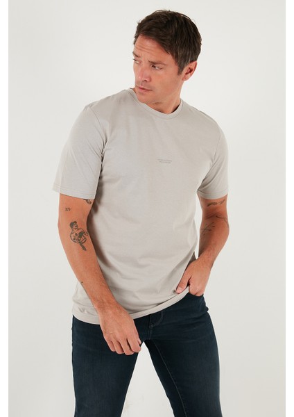 Yazı Detaylı Pamuklu Regular Fit Bisiklet Yaka T Shirt Erkek T Shirt 59020203 fırsatları