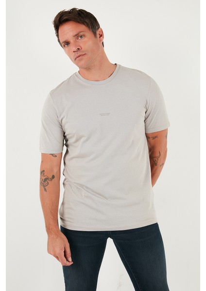 Yazı Detaylı Pamuklu Regular Fit Bisiklet Yaka T Shirt Erkek T Shirt 59020203 indirimleri